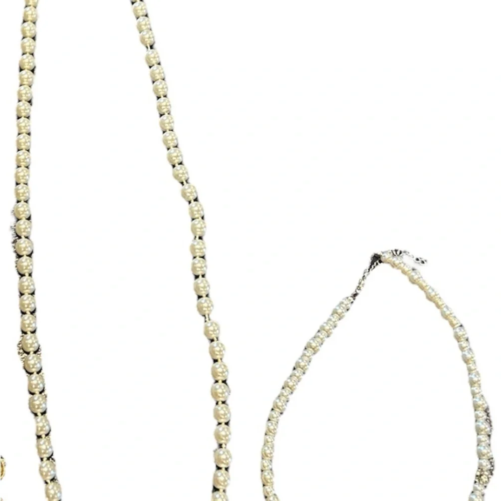 Costume Jewelry Necklaces Lot of 4 Pieces - Picture 3 of 3